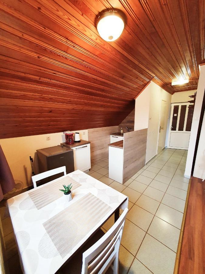 Nemes Apartmanhaz Hévíz Екстериор снимка