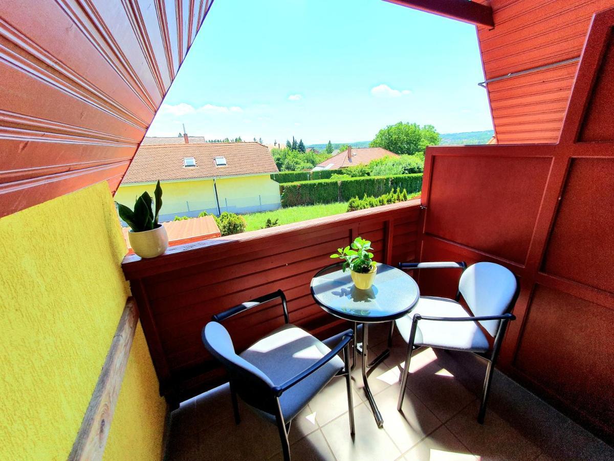 Nemes Apartmanhaz Hévíz Екстериор снимка