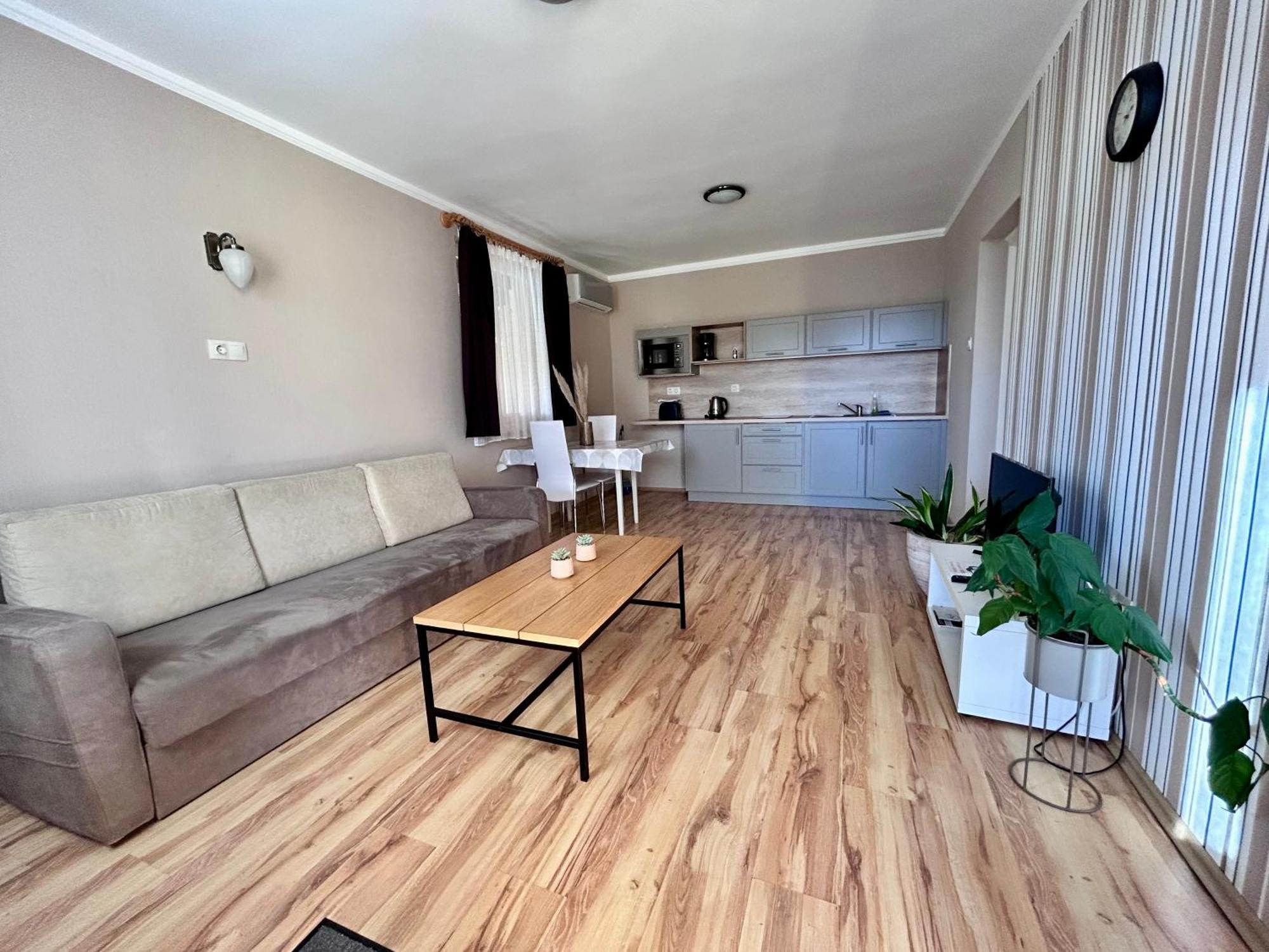 Nemes Apartmanhaz Hévíz Екстериор снимка